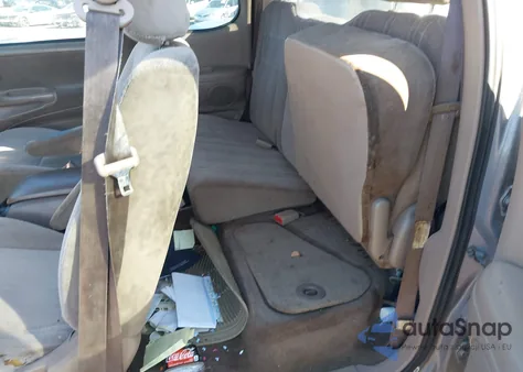 2002 Toyota Tundra Sr5 V8 from USA, damaged, VIN 5TBBT44172S248717